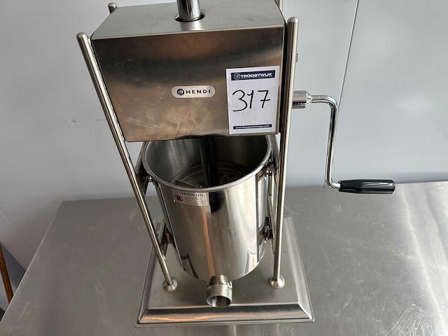 Hendi - worstenvulmachine - afbeelding 2 van  2