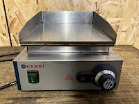 Hendi 203125 bak- en grillapparaat 300x435mm 2000w - afbeelding 2 van  3