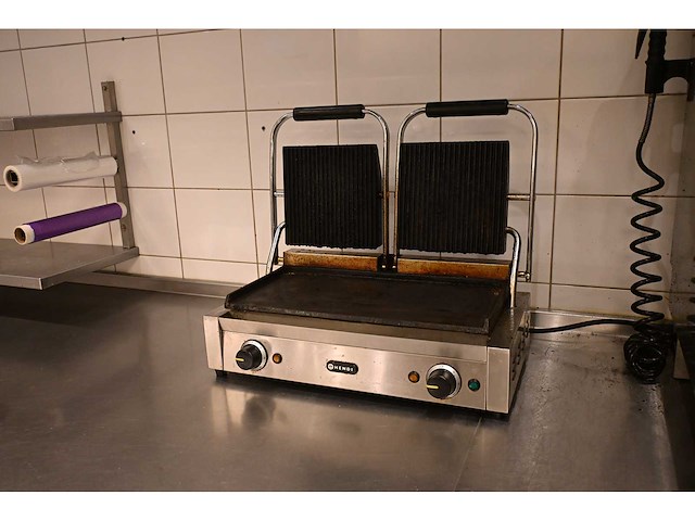 Hendi 263808 dubbele grillapparaat - afbeelding 2 van  3
