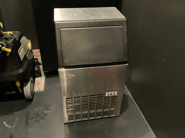 Hendi 27157 ijsblokjesmachine - afbeelding 1 van  2