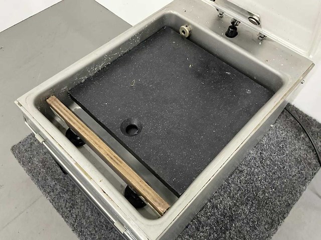 Henkelman - mini jumbo - vacuümmachine - afbeelding 6 van  7