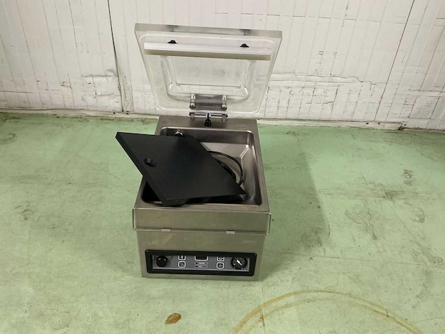 Henkelman mini jumbo vacuümmachine - afbeelding 2 van  5