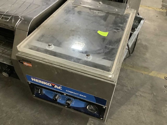 Henko - compact maxi - vacumeer machine - 2005 - afbeelding 1 van  2