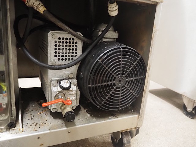 Henkovac - afbeelding 2 van  12