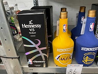 Hennessy fles cognac (8x) 4 setjes van ieder 2 limited nba editions - afbeelding 3 van  3
