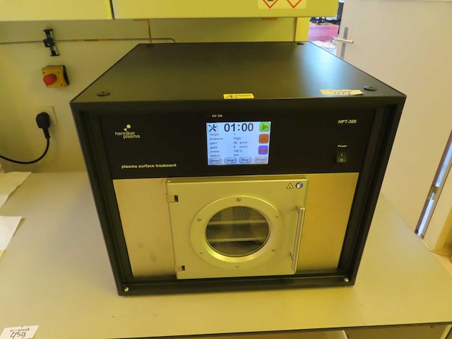 Henniker plasma - 2024 - hpt-300 - plasma treatment system - afbeelding 1 van  15