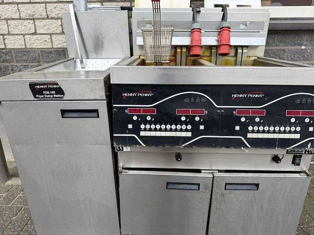 Henny penny - dubbel pans - friteuse - afbeelding 2 van  5