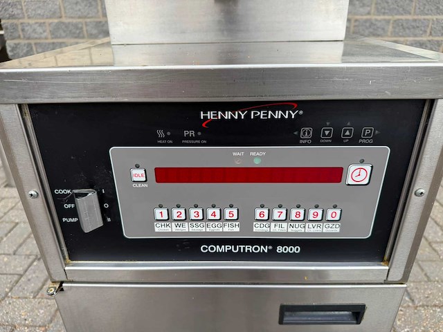 Henny penny - hogedruk frituur - computron 8000 - friteuse - afbeelding 1 van  1