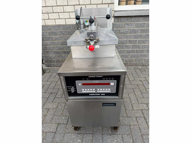 Henny penny - hogedruk frituur - computron 8000 - friteuse - afbeelding 2 van  5