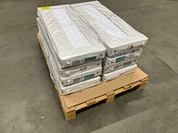 Henrad 0597032109 paneelradiator softline eco 300-21-900 670w - afbeelding 1 van  7