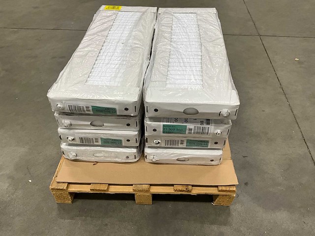Henrad 0597032109 paneelradiator softline eco 300-21-900 670w - afbeelding 3 van  7