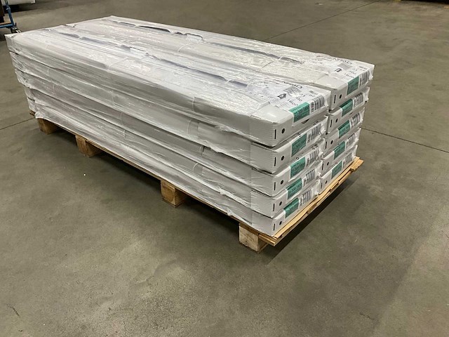 Henrad 0597032118 paneelradiator softline eco 300-21-1800 1339w - afbeelding 2 van  4