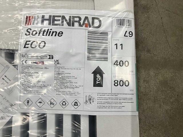 Henrad 0597041108 paneelradiator softline eco 400-11-800 541w (6x) - afbeelding 1 van  4