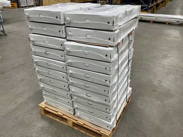 Henrad 0597042207 paneelradiator softline eco 400-22-700 821w - afbeelding 9 van  9