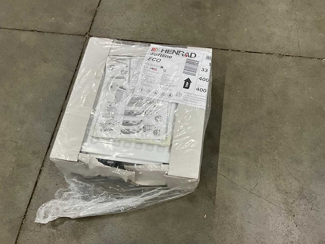 Henrad 0597043304 paneelradiator softline eco 400-33-400 674w - afbeelding 3 van  7