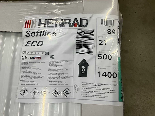 Henrad 0597052114 paneelradiator softline eco 500-21-1400 1550w (8x) - afbeelding 3 van  6