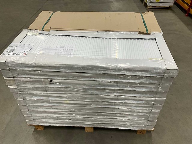 Henrad 0597052114 paneelradiator softline eco 500-21-1400 1550w - afbeelding 2 van  6