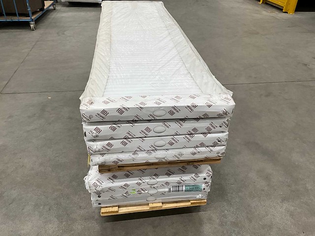 Henrad 0597061122 paneelradiator softline eco 600-11-2200 2156w - afbeelding 3 van  8