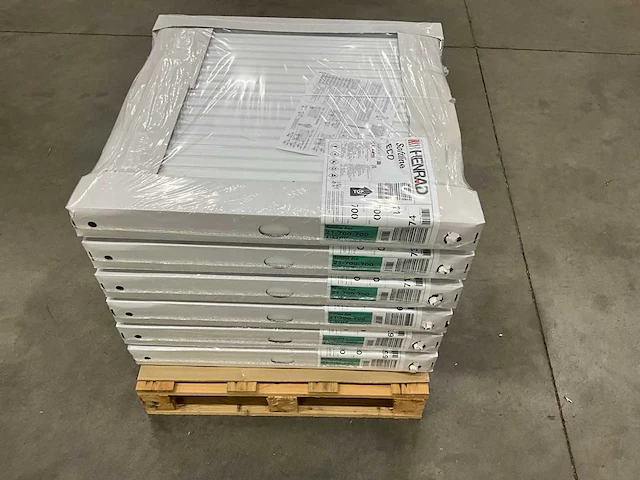 Henrad 0597072107 paneelradiator softline eco 700-21-700 1027w (2x) - afbeelding 8 van  9
