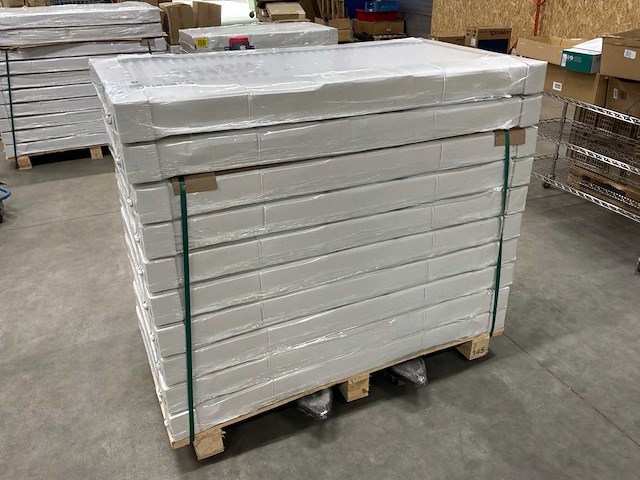 Henrad 0597072214 paneelradiator softline eco 700-22-1400 2554w (5x) - afbeelding 1 van  6
