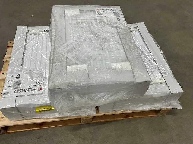 Henrad 0597073305 paneelradiator softline eco 700-33-500 1304w - afbeelding 1 van  6