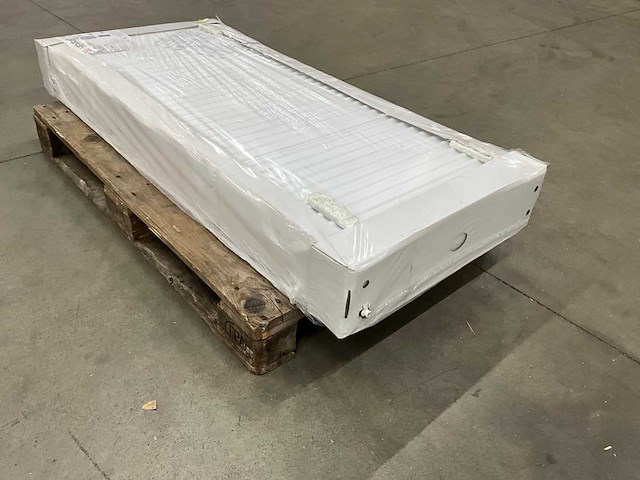 Henrad 0598063314 paneelradiator softline eco l 600-33-1400 links 3238w - afbeelding 2 van  3