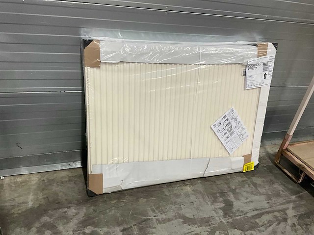 Henrad compact vento radiator - afbeelding 1 van  4