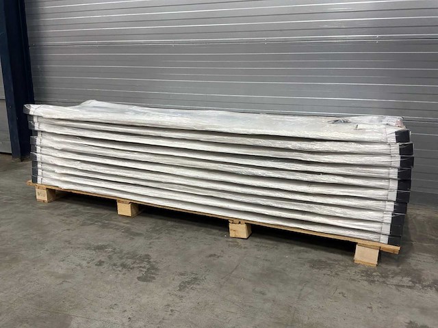 Henrad hygiene type 10 paneelradiator (10x) - afbeelding 4 van  10