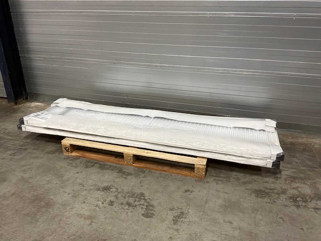 Henrad hygiene type 10 paneelradiator (2x) - afbeelding 1 van  7