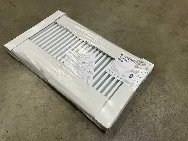 Henrad paneelradiator softline eco 500-11-900 750w (5x) - afbeelding 1 van  5