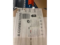 Henrad premium 8 paneelradiator met 8 aansluitingen - afbeelding 2 van  3