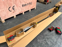 Henx - kettingzaag op steel met 2,5ah accu en lader - afbeelding 8 van  8