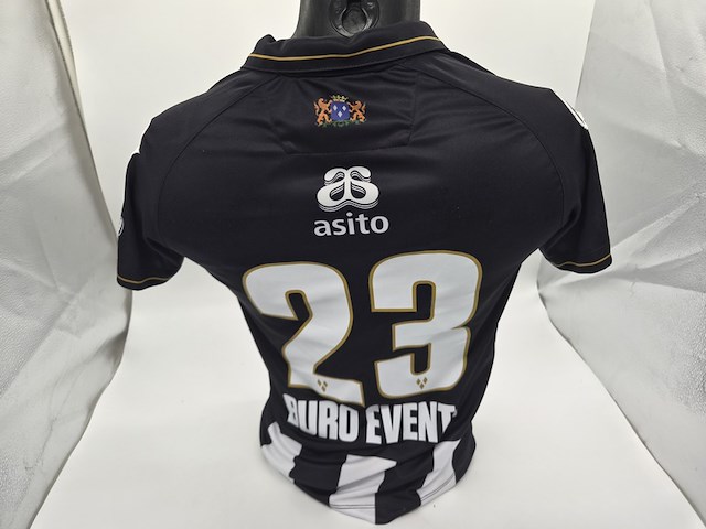 Heracles almelo supportersset – shirt, sjaal, clubembleem, bekers en presentatietorso - afbeelding 6 van  9