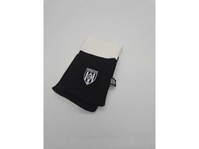 Heracles almelo supportersset – shirt, sjaal, clubembleem, bekers en presentatietorso - afbeelding 9 van  9