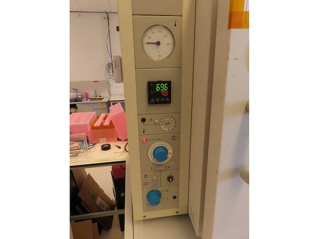 Heraeus - t6060 - laboratoriumoven - afbeelding 2 van  6