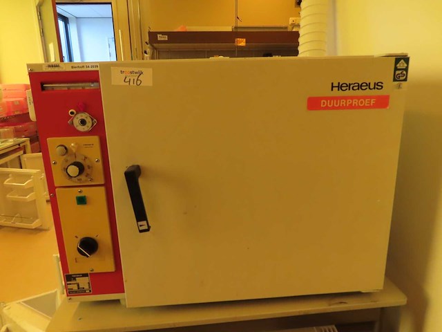 Heraeus - ut 5042 ek - laboratoriumoven - afbeelding 1 van  6