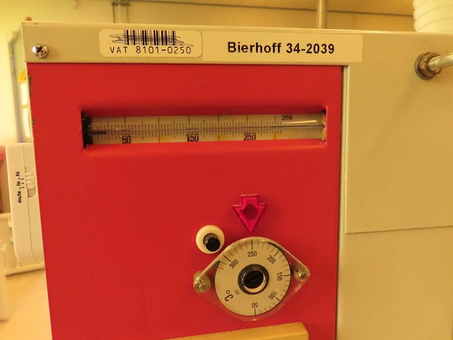 Heraeus - ut 5042 ek - laboratoriumoven - afbeelding 4 van  6