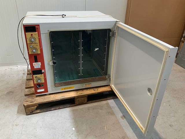 Heraeus laboratorium oven - broedmachine - afbeelding 4 van  8