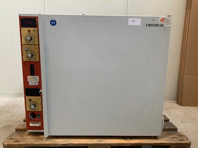 Heraeus laboratorium oven - broedmachine - afbeelding 1 van  5