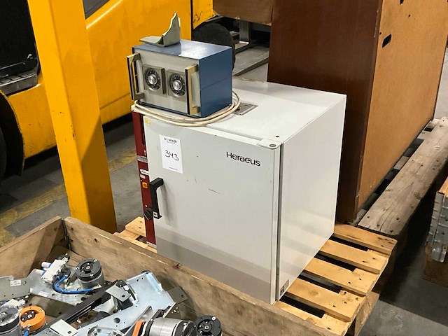 Heraeus t5028 laboratoriumoven - afbeelding 1 van  8
