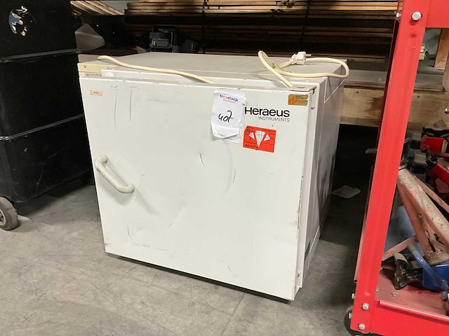 Heraeus t6060 laboratoriumoven - afbeelding 1 van  7