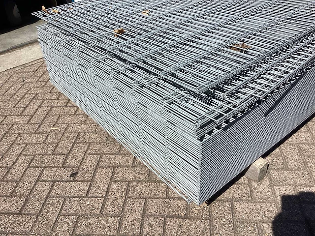 Heras - 6/5/6 - dubbelstaafs hekwerk gegalvaniseerd 163cm hoog (54x) - afbeelding 8 van  9