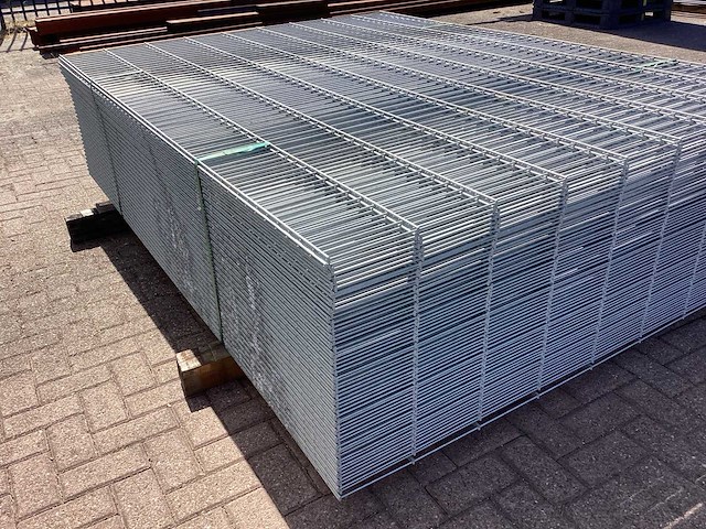 Heras - 6/5/6 - dubbelstaafs hekwerk gegalvaniseerd 183cm hoog (59x) - afbeelding 9 van  11