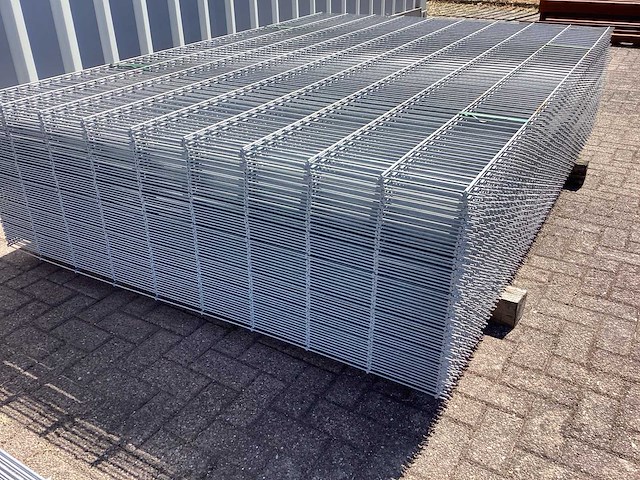Heras - 6/5/6 - dubbelstaafs hekwerk gegalvaniseerd 183cm hoog (59x) - afbeelding 11 van  11