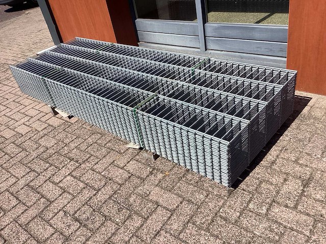 Heras - 6/5/6 - dubbelstaafs hekwerk gegalvaniseerd 83cm hoog (25x) - afbeelding 3 van  9