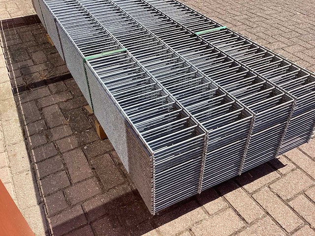 Heras - 6/5/6 - dubbelstaafs hekwerk gegalvaniseerd 83cm hoog (25x) - afbeelding 6 van  9