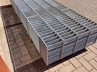 Heras - 6/5/6 - dubbelstaafs hekwerk gegalvaniseerd 83cm hoog (25x) - afbeelding 6 van  9