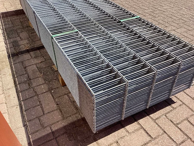 Heras - 6/5/6 - dubbelstaafs hekwerk gegalvaniseerd 83cm hoog (25x) - afbeelding 6 van  9