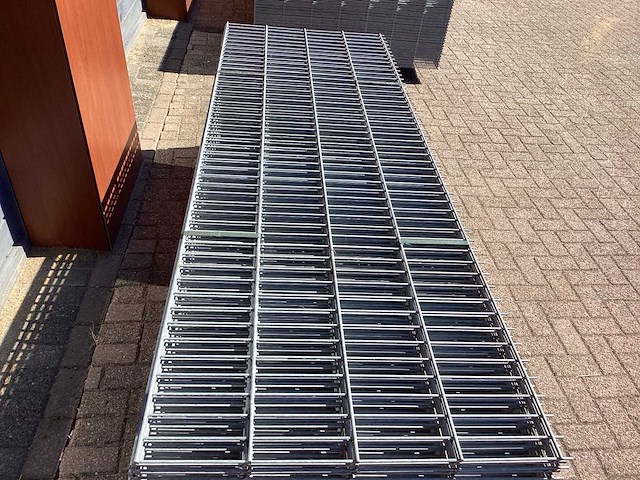 Heras - 6/5/6 - dubbelstaafs hekwerk gegalvaniseerd 83cm hoog, (50x) - afbeelding 8 van  9