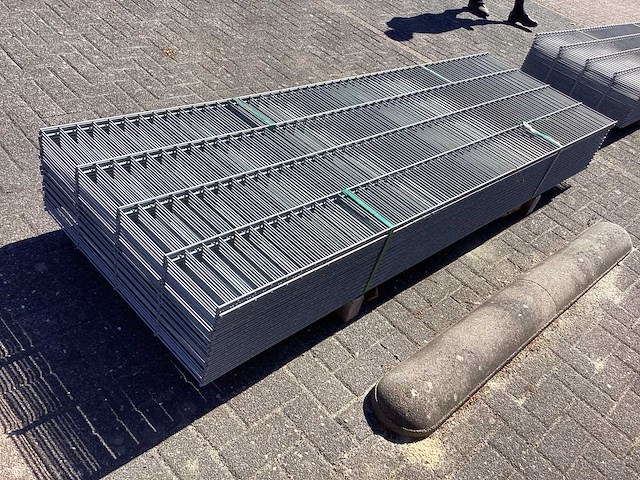 Heras - 6/5/6- dubbelstaafs hekwerk gegalvaniseerd 103cm (15) - afbeelding 4 van  16